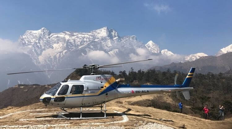 Everest helicopter tour