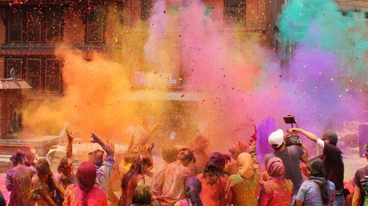 holi colorful festival